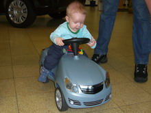 Nik fährt seinen ersten Opel